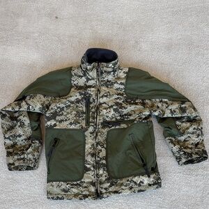 Turbine Boys M Insulated Ski/Snowboard Jacket Winter Coat Camo Print Full Zip